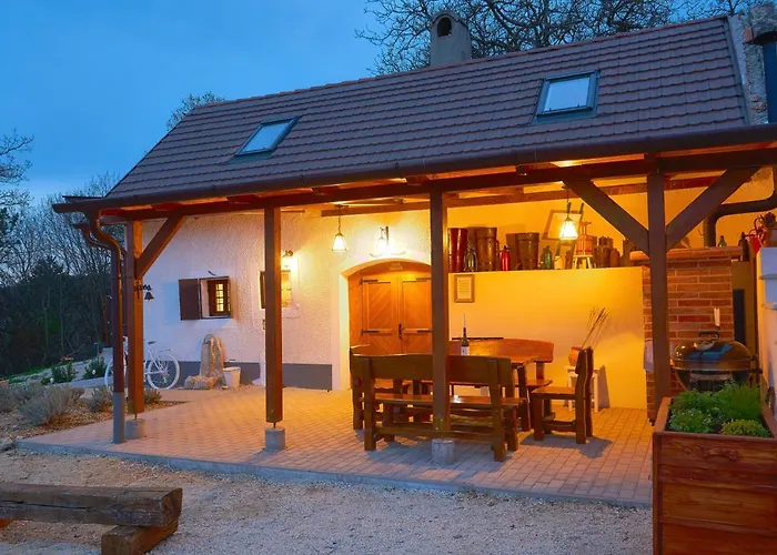 Kisleshegy Vendeghaz