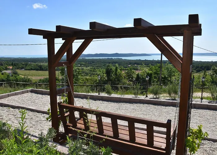 Villa Kisleshegy Vendeghaz Dörgicse